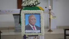 Jeneza la Magufuli