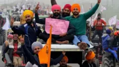 किसानों की ट्रैक्टर परेड