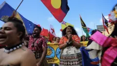 Namoota Awustiraaliyaarraa jijjiirama qilleensaa yaadda'uun hiriira bahan