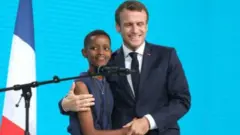Amanda na Macron