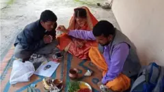 ஜெகதீஷுக்கும் கீதாவுக்கும் கோவிலில் திருமணம் நடந்தது