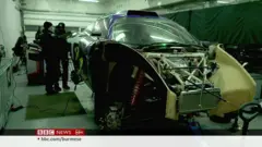 စိတ်လှုပ်ရှားစရာ "Extreme E" ကားပြိုင်ပွဲ