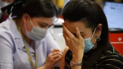 ฉีดวัคซีน