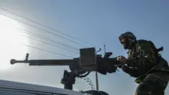 Umusirikare wa Afghanistan arwana mu mujyi wa Herat