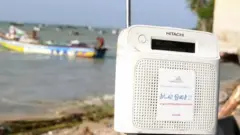 'கடல் ஓசை எஃப்.எம்.' - கடலுக்குள் ஒரு மெல்லிசை