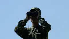 Чек арачы, жоокер