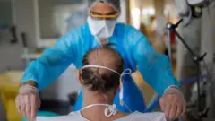 Nama yaalamuufi dooktara