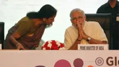 निर्मला सीतारमण-नरेंद्र मोदी