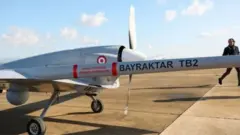 Diyaaradda Bayraktar
