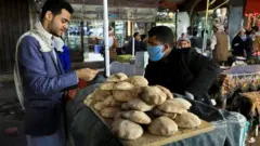 بائع الخبز