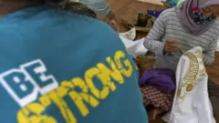 perajin batik di jakarta