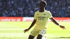 Saka scores