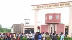 Abaw#ole Fasiti ipinlẹ Ekiti