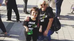 Marina Cvetanov sa sestrom