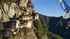 ভুটানে পর্যটকদের অন্যতম প্রধান আকর্ষণ 'টাইগার্স নেস্ট'