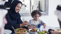 Ramadanka waa tiir ka mid ah shanta tiir ee Islamka