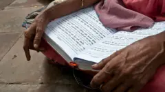 তুলসীদাসের রামচরিত মানস হিন্দিভাষী ভারতের লোকজীবনের অংশ