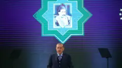 Cumhurbaşkanı Erdoğan, 2018'deki 'Vefatının 100. Yılında Sultan Abdülhamid'i Anlamak' programında yaptığı konuşmada, "Birileri ısrarla bu ülkenin tarihini 1923'ten başlatmaya çalışıyor" demişti.