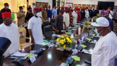 Nzụkọ imeụlọ ndị Gọvanọ na ndị ọchịchị ala Igbo