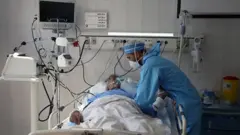 هشدار‌ها در مورد وضعیت وخیم کرونا در ایران