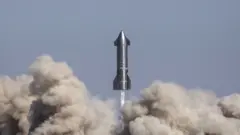 Starship SN9 lifts off