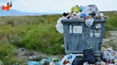 فريق من الشباب يعمل على حل أزمة النفايات في لبنان بطريقة جديدة