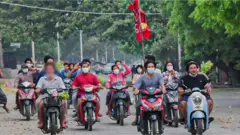 သင်္ကြန်အကျနေ့ နိုင်ငံတလွှား ဆန္ဒပြပွဲများ
