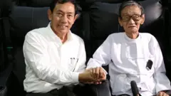 ပြည်ခိုင်ဖြိုးက ငွေလှူတာဟာ မဲဆွယ်စည်းရုံတာမဟုတ်