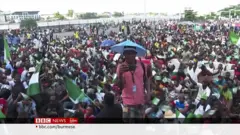 နိုင်ဂျီးရီးယားက ဆန္ဒပြသူတွေကို ရဲတွေပစ်ခတ်