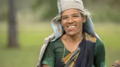 உழைக்கும் மகளிர்