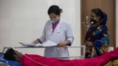 বাংলাদেশের সরকারি হাসপাতালগুলোতে জায়গা সংকুলান হয়না অনেক রোগীর