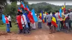 விசிக - பாமக இணைந்து போராட்டம்.