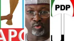 Aworan Attahiru Jega asia APC ati ti PDP