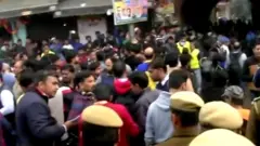 Delhi fire