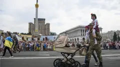 марш
