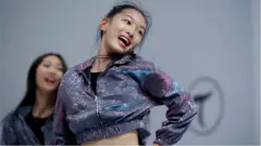 idol olmaq istəyən qız