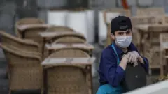 Москвадаги емакхона ходими