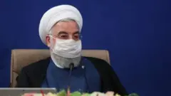 Rais Hassan Rouhani ametahadharisha kuwa idadi ya maambukizi inaweza kupanda zaidi siku za usoni