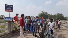 नाका