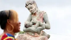 Statue for Cameroon