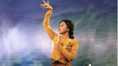 girl dancing