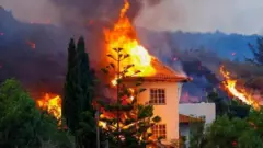 Lava iz Vulkana na La Palmi briše sve pred sobom