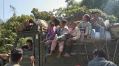 ၂၀၁၈ တိုက်ပွဲတွေကြောင့် နေရပ်စွန့်ခွာခဲ့ရတဲ့ ကချင်ပြည်နယ်က စစ်ဘေးရှောင်တွေ