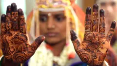 લગ્નની તસવીર