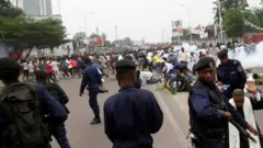 Igipolisi gihanganye n'imyiyerekano ku mugwa mukuru Kinshasa