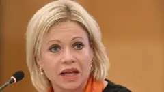 جانين هينيس بلاسخارت