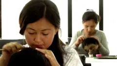 कपाल बनाउँदै