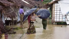 စစ်တွေက မွတ်ဆလင်ရွှေ့ပြောင်းစခန်းတွေမှာ ကိုဗစ်ကာကွယ်ဆေးထိုးပေးဖို့ရှိ