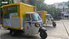 રિક્ષા ઍમ્બ્યુલેન્સ