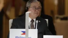 Ngoại trưởng Teodoro Locsin Jr